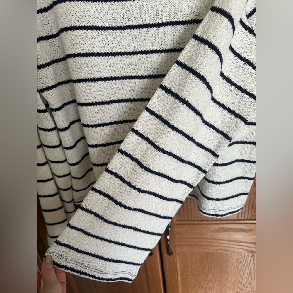 H&M Striped Cropped Sweater - Picture 6 of 8